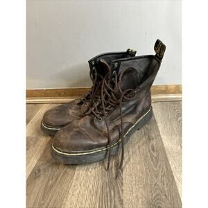 Dr Martens Boots Air Wair 11822 Brown Leather Men SIZE 12M With Soles Bouncing